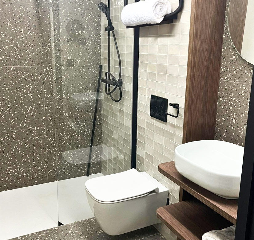 salle de bain hôtel rivella clisson